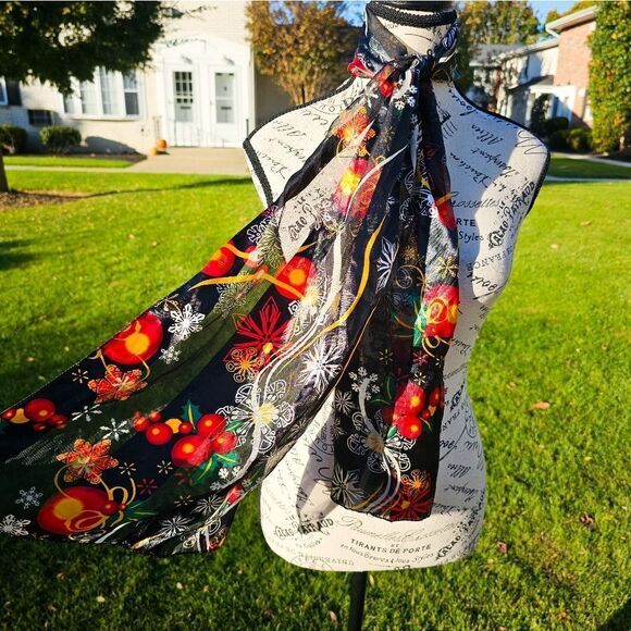 VTG Set Of 2 Festive Cats Ornament Print Oblong Holiday Theme Scarves. - Picture 12 of 15